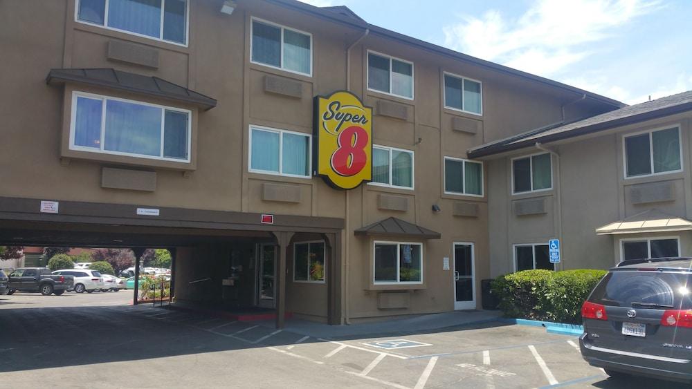 Hotel Super 8 By Wyndham Sacramento Carmichael Exterior foto