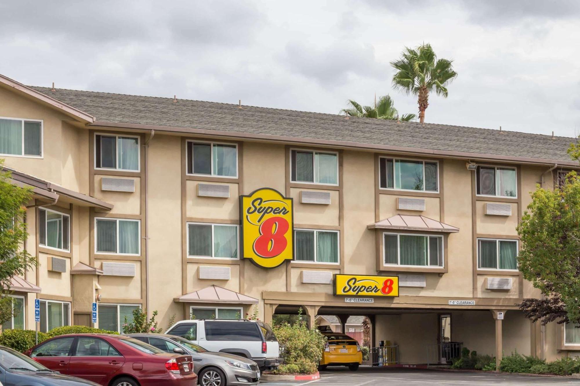 Hotel Super 8 By Wyndham Sacramento Carmichael Exterior foto
