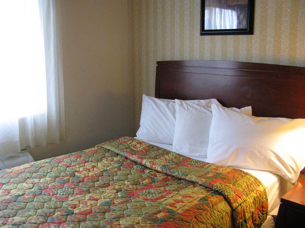 Hotel Super 8 By Wyndham Sacramento Carmichael Exterior foto